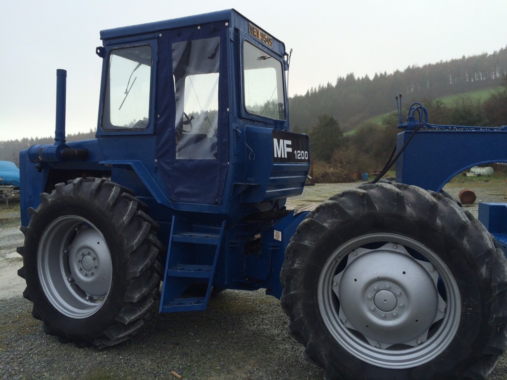 Tractor-1024x768 (1)